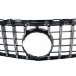 Panamericana grill gemonteerd op Mercedes C63 AMG W205